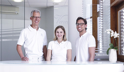 DrNeuschelerUndKollegenDetail1