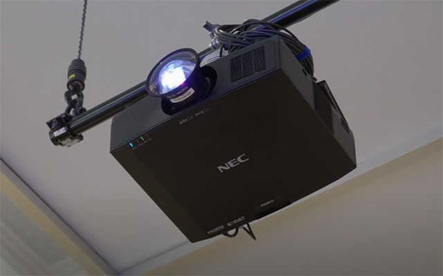 FilmClip-PVSeriesLaserProjection