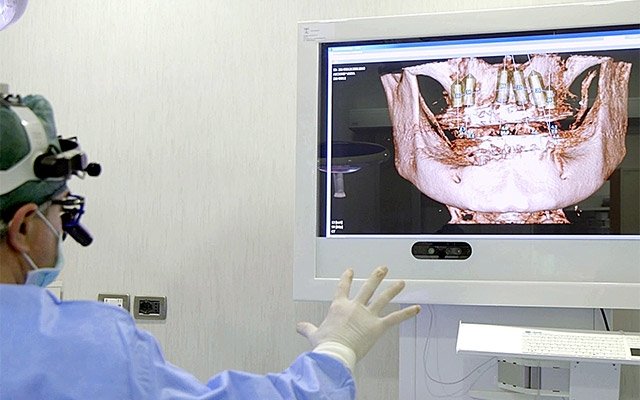 MedicalDentalCenterNaples-TeaserImage