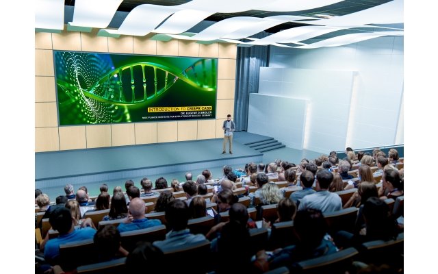 SharpNEC_LED_for_universities_Thumb